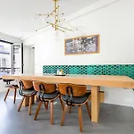 Luxury Flat With Ac \